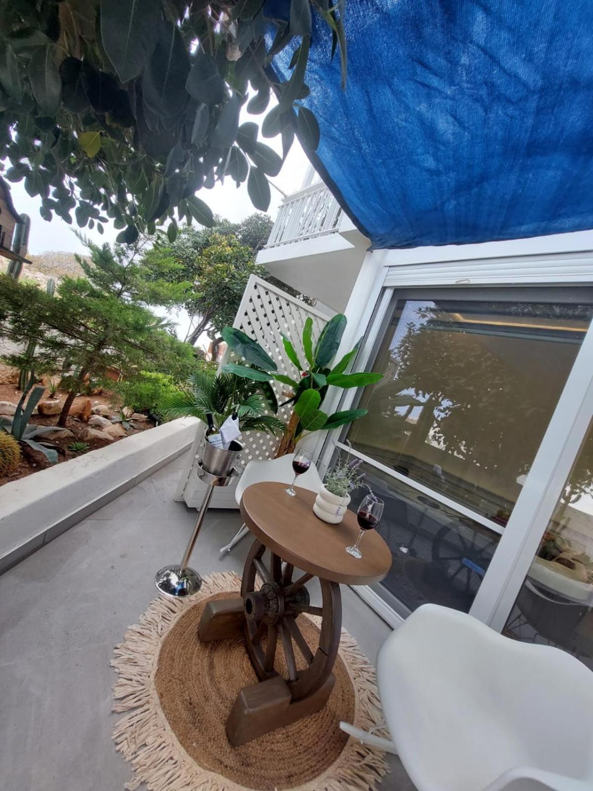 George'S Point Of View Apartment Naousa  Exterior photo